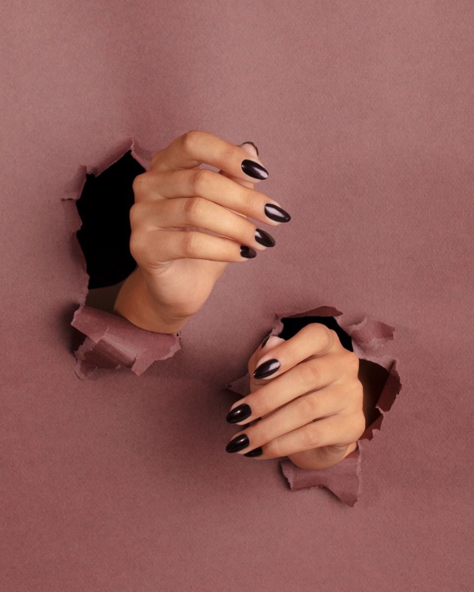 Artistic Colour Gloss Soak Off Gel Outside The Lines, 0.5 fl oz.